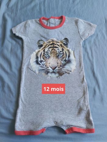 Barboteuse taille 12 mois