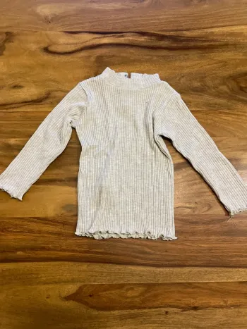Pull col montant Mango