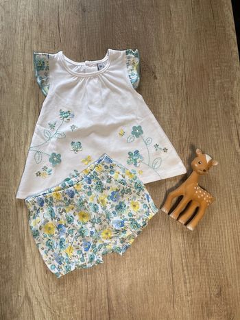 Ensemble neuf 6 mois fille