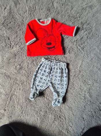Pyjama bebe