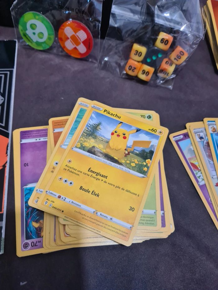 Etb pokemon épée & bouclier évolution céleste - photo numéro 6