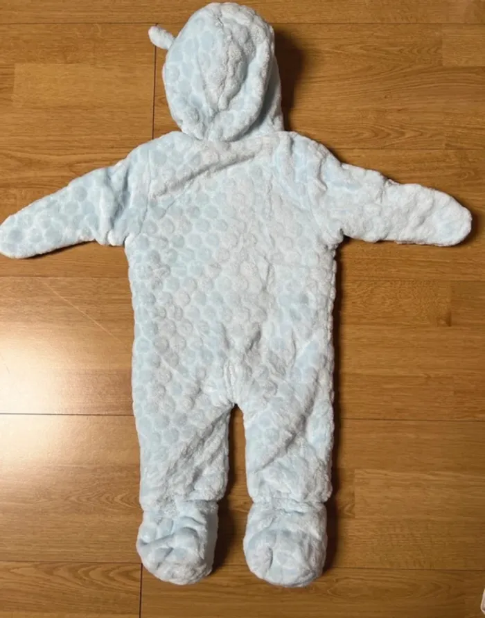 Combinaison polaire taille 3 mois - photo numéro 2