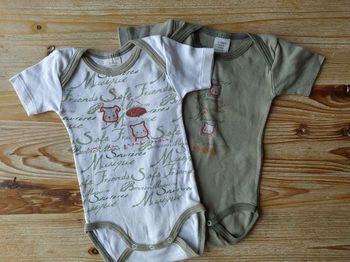 Lot de 2 bodys bébé garçon