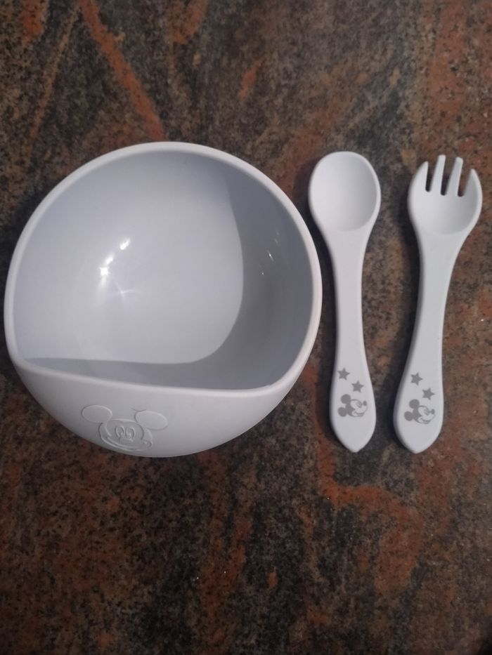 Bol et couverts Disney - photo numéro 2