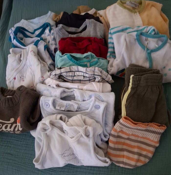 Lot 18 vêtements 3mois