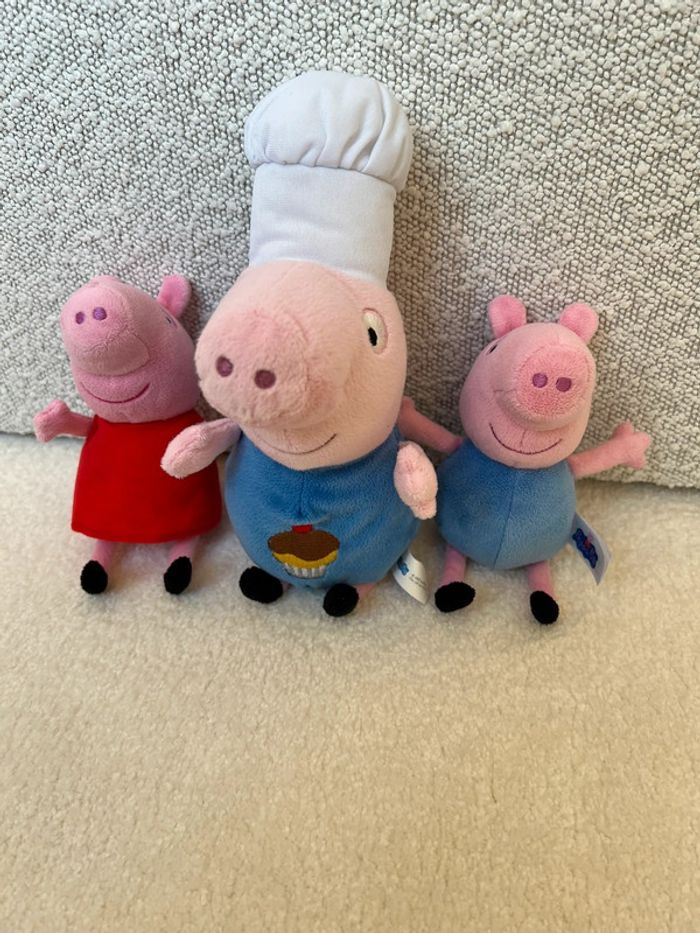 Lot peluches peppa pig