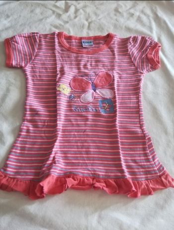 Tee shirt manches courtes a volants 6 ans