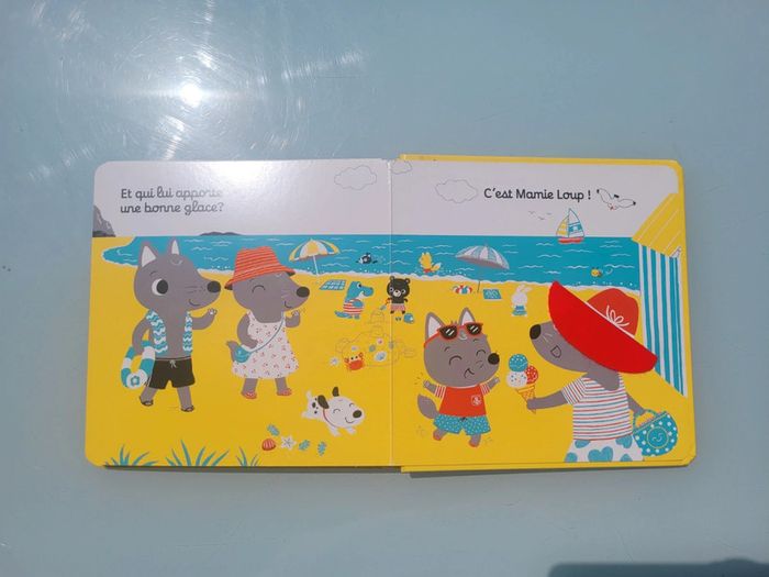 Bébé Loup à la mer 🏖 livre à caches feutrine - photo numéro 8