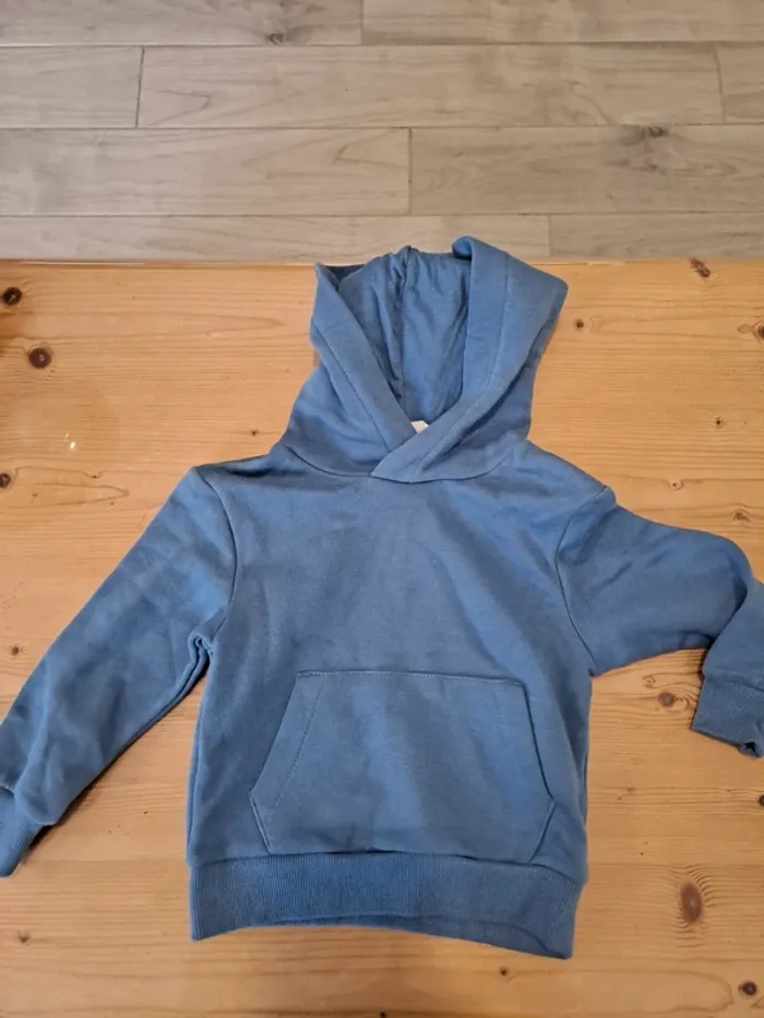 Sweat à capuche