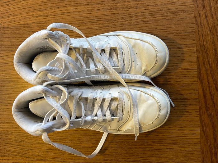 Basket adidas taille 39 1/3 - photo numéro 2