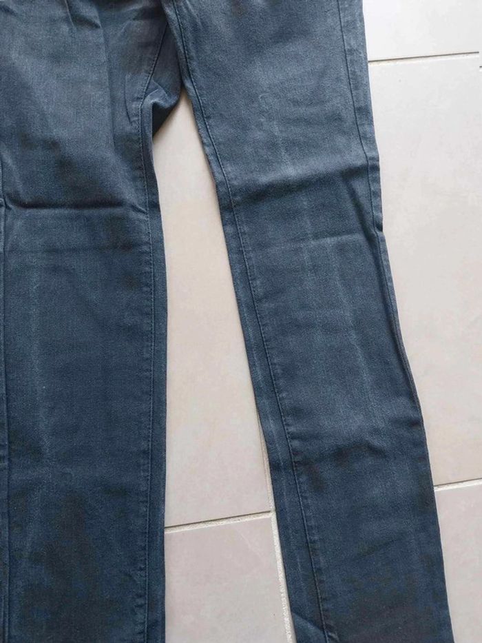 Jean's gris/noir serre  en bas  T38 - photo numéro 3