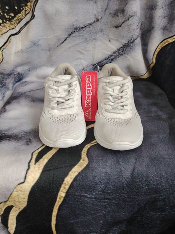 Baskets KAPPA Neuves avec Étiquette gris clair et blanc - Taille 36