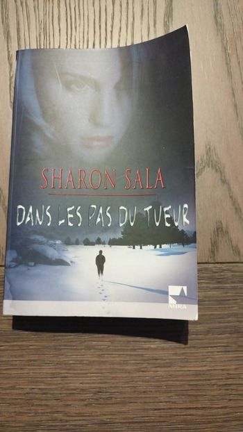 Livre - roman "dans les pas du tueur"