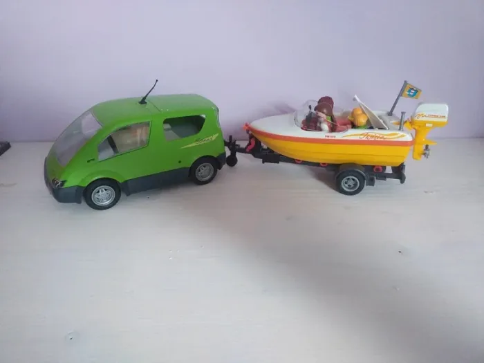 Ensemble Family Bateau + Voiture Playmobil - photo numéro 2