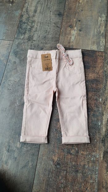 Pantalon tao  6 mois 68 cm en très bon état 👌