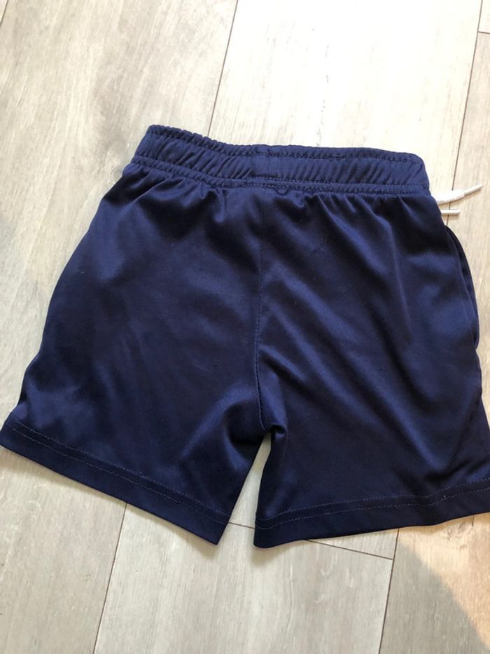 Short léger - photo numéro 4