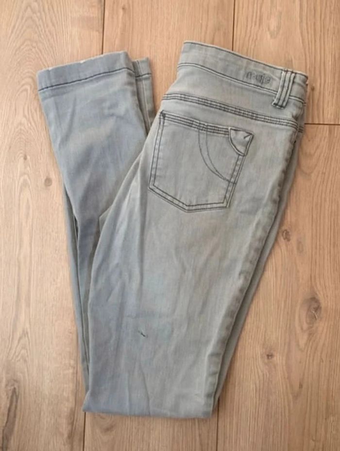 Jean Maje gris