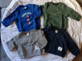 Lot de pulls 3 mois