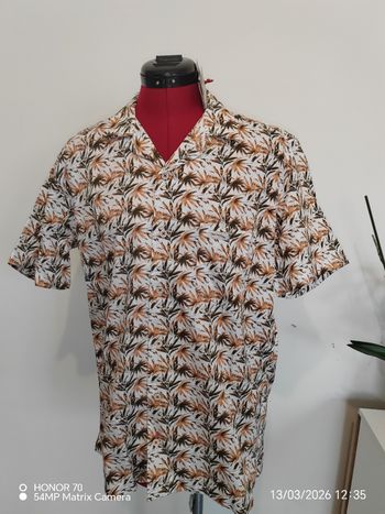 Chemisette style hawaïenne 