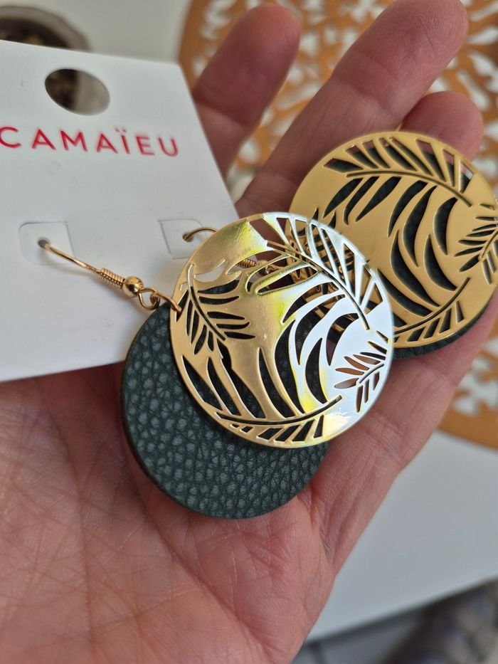 Boucles d’oreilles fantaisies tropicales
