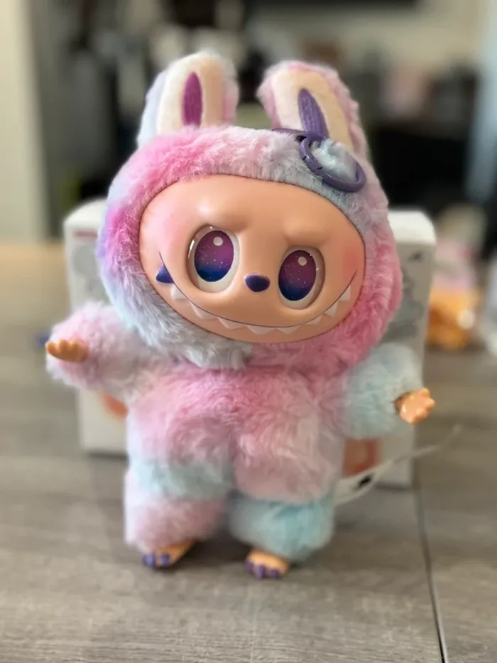 Labubu géant 23cm - photo numéro 3
