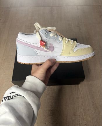 Nike Jordan One Low «  Mushrooms »