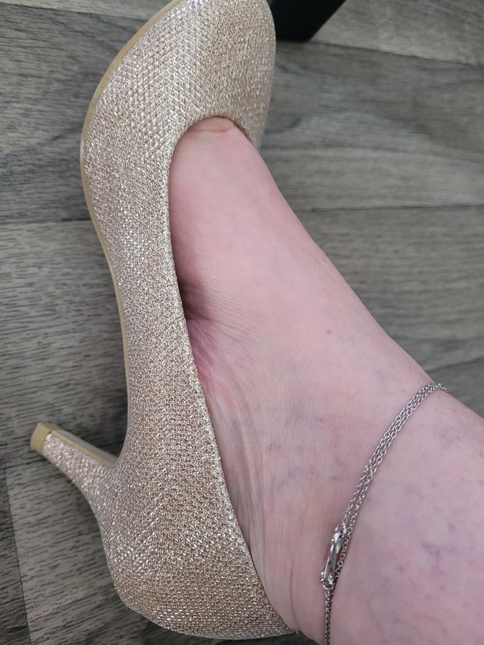 Paire d'escarpins de soirée dorée-Pointure 37🌟 - photo numéro 7