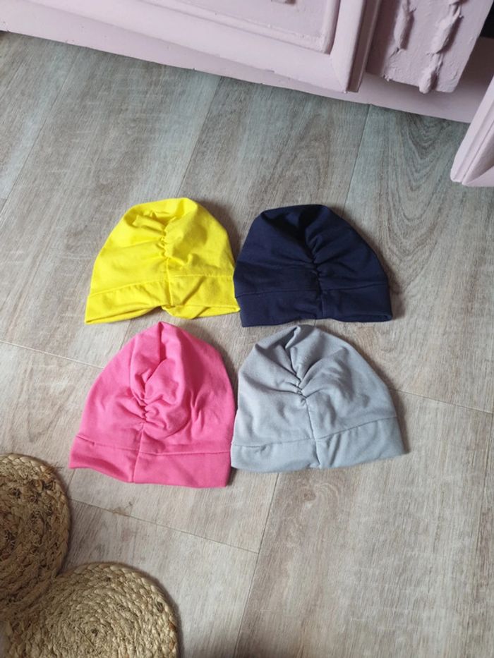 Lot de 4 bonnets - photo numéro 2