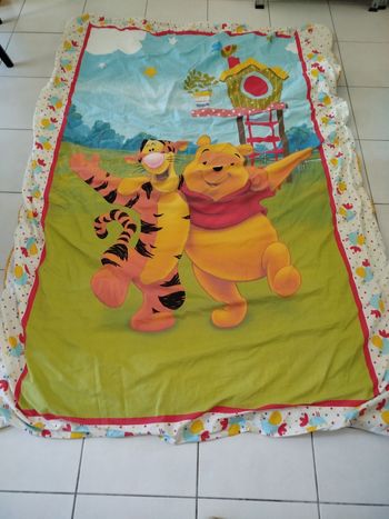 Couette Winnie l'ourson Disney 140x220 cl