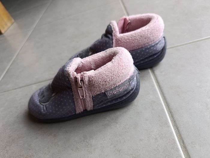 Pantoufles isotoner - photo numéro 2