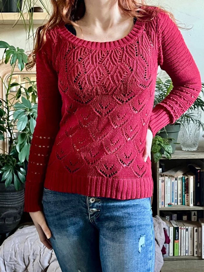 Haut manches longues type dentelle - rouge foncé