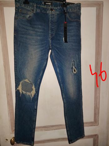 Jeans troué 