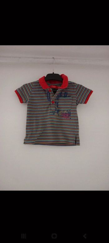 Tshirt manches courtes à rayures taille 12mois