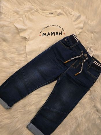 Neufs (non portés)💙🤩😍 superbe ensemble teeshirt mc et jeans confort 23 /24mois Garçon 🤎💙