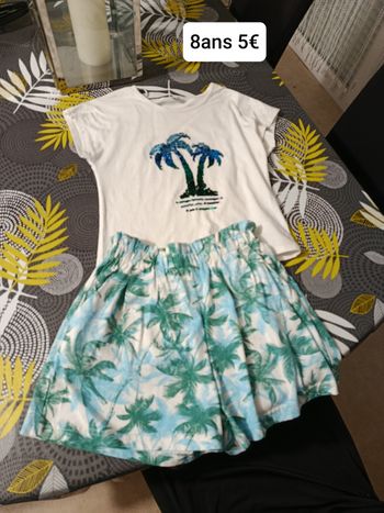 Enssemble t shirt et short