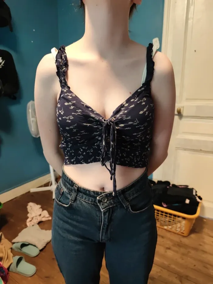 Crop top