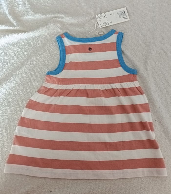 Robe neuve bretelles petit bateau 12 mois - photo numéro 2