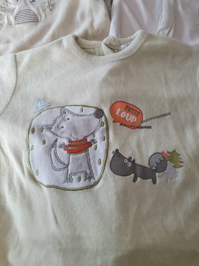 Lot de 3 pyjamas chaud 6 mois. - photo numéro 2