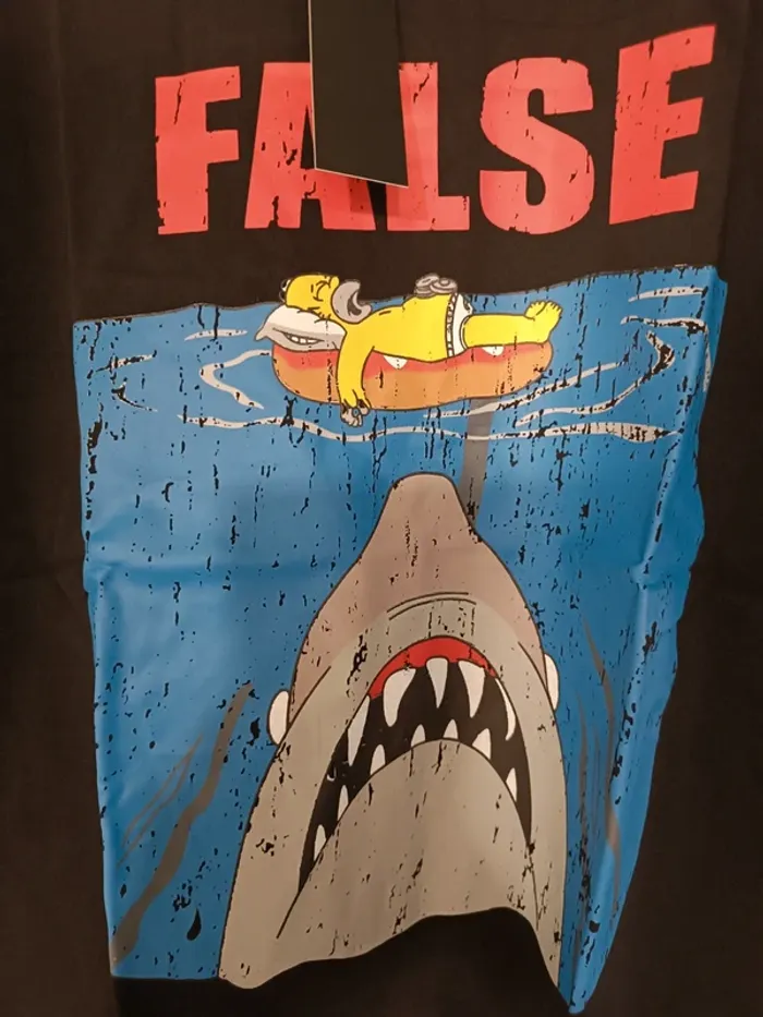T-shirt Homer Simpson requin - photo numéro 5