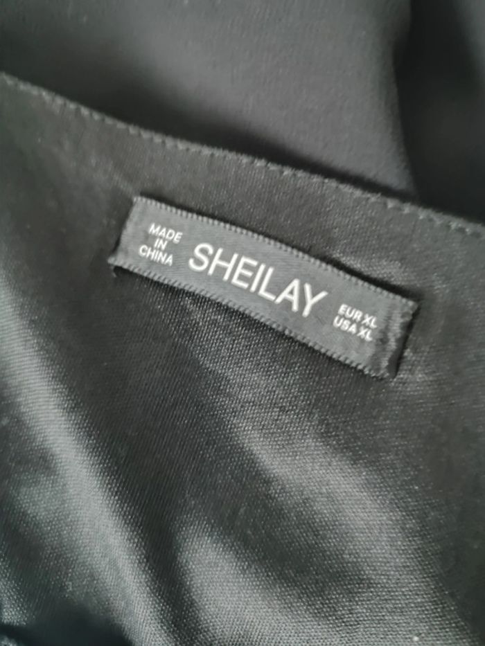 Robe à fines bretelles - photo numéro 4