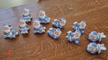 Lot de 11 Pères Noël en céramique, Neufs avec étiquettes