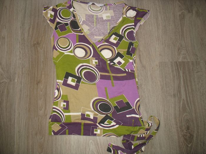 TEE SHIRT MC A MOTIFS "CACHE CACHE" - TAILLE 40 - n°02 - photo numéro 2