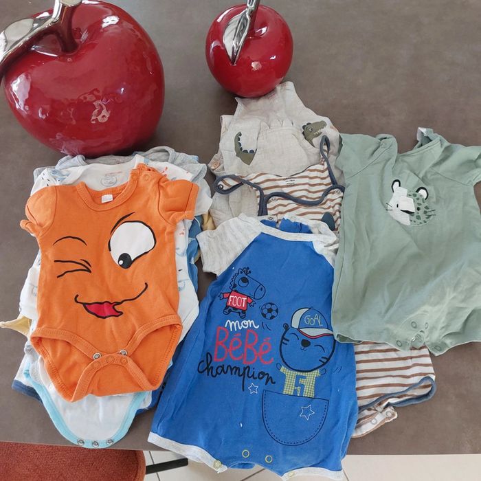 17 pièces lot garçon 3/6mois  mayoral  petit béguin - photo numéro 4
