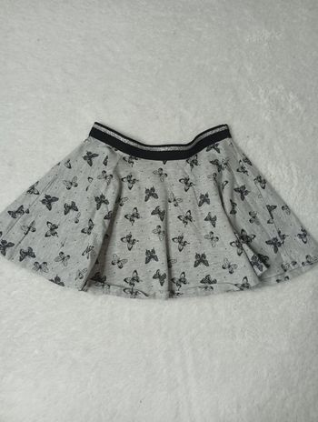 Jolie jupe taille 5 ans