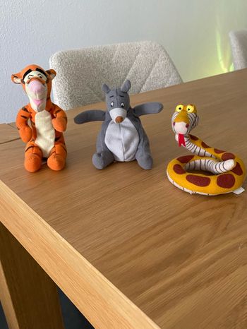 Nestlé figurines x3 vintages