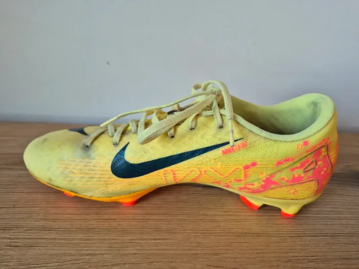 Chaussures de foot nike kyllian Mbappe taille 39 - photo numéro 5