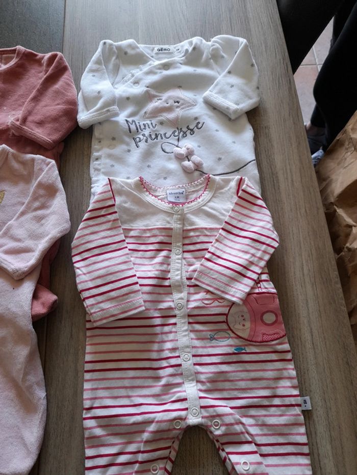 Lots vêtements bébé fille 1 mois - photo numéro 7