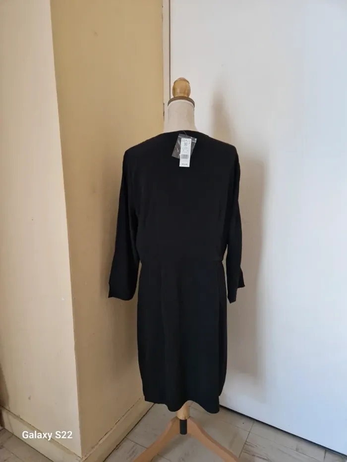 Robe légère neuf - photo numéro 5