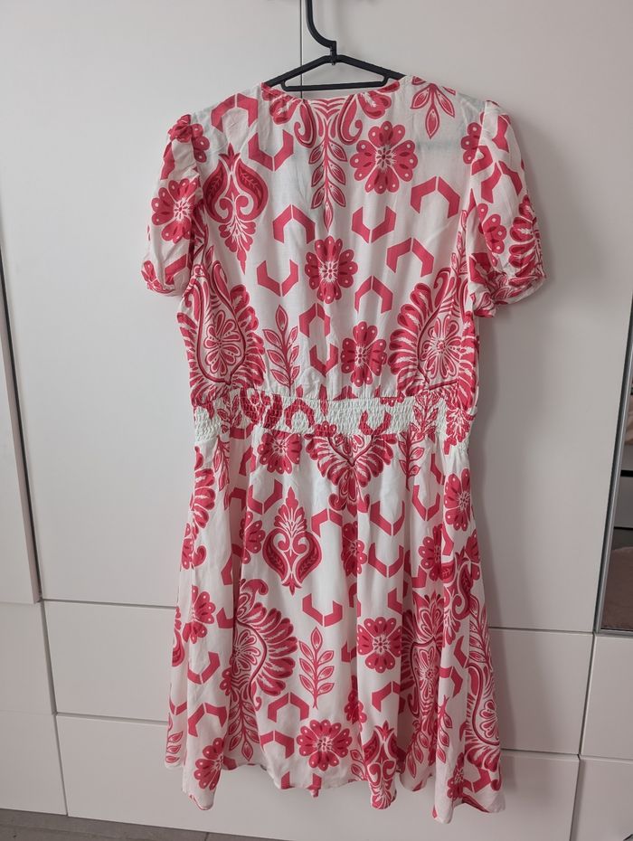 Robe Naf Naf neuve - photo numéro 2