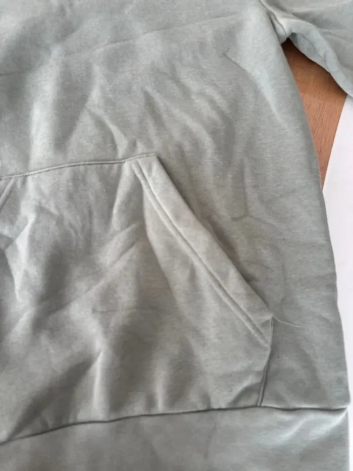 Sweat-shirt à capuche - photo numéro 5